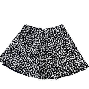 Forever 21 women’s size 28 (S) navy floral skirt